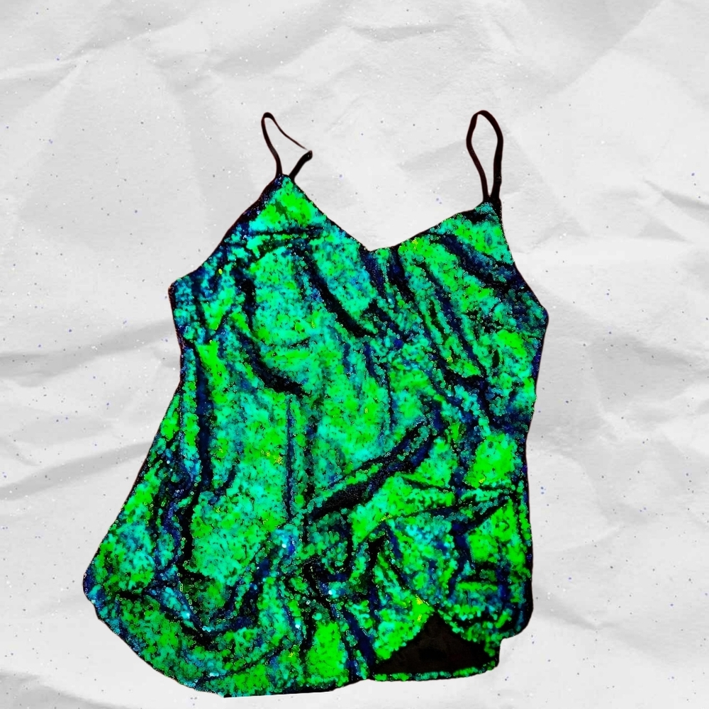 Stunning 🤩 Sequin Cami